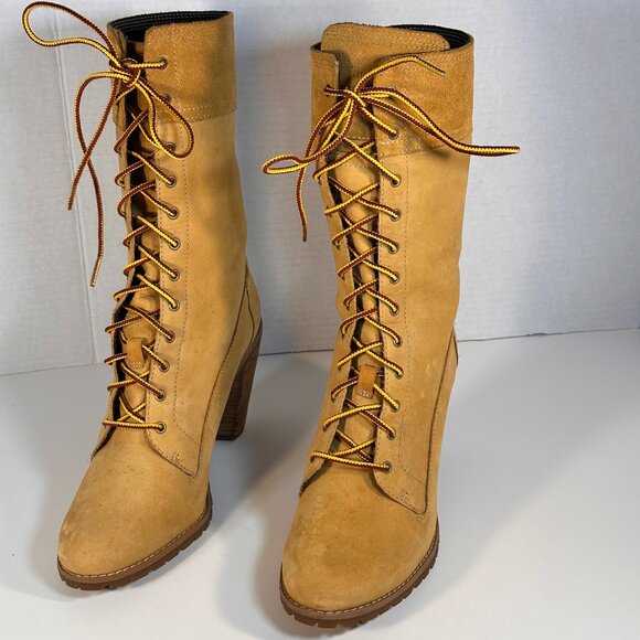 Women's Timberland Boots size 10 - Picture 4 of 16